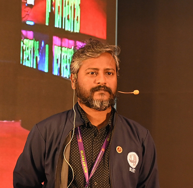 Alin Boby speaking at a cybersecurity event